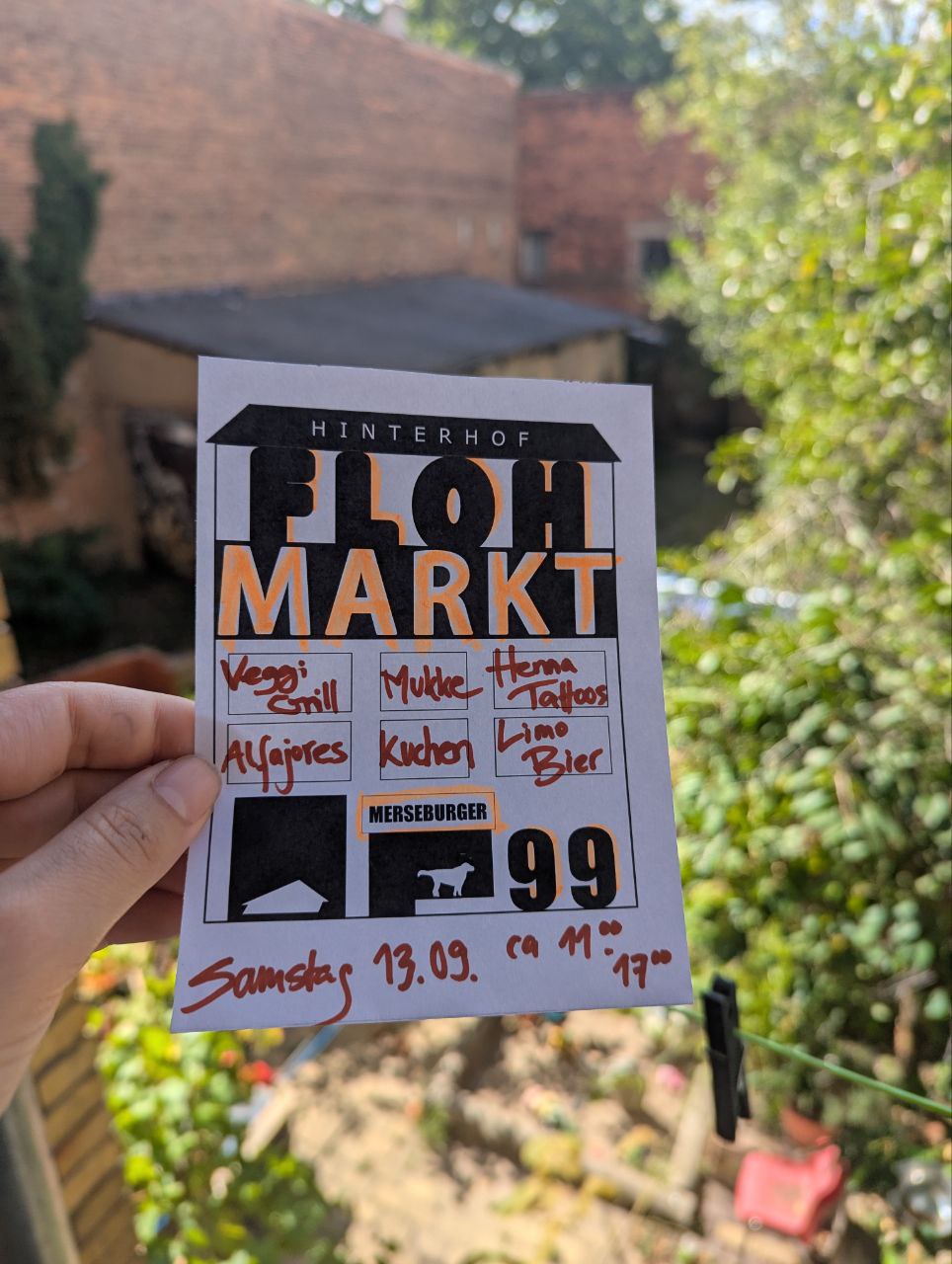 Hinterhof-flohmarkt zum Hauskauf